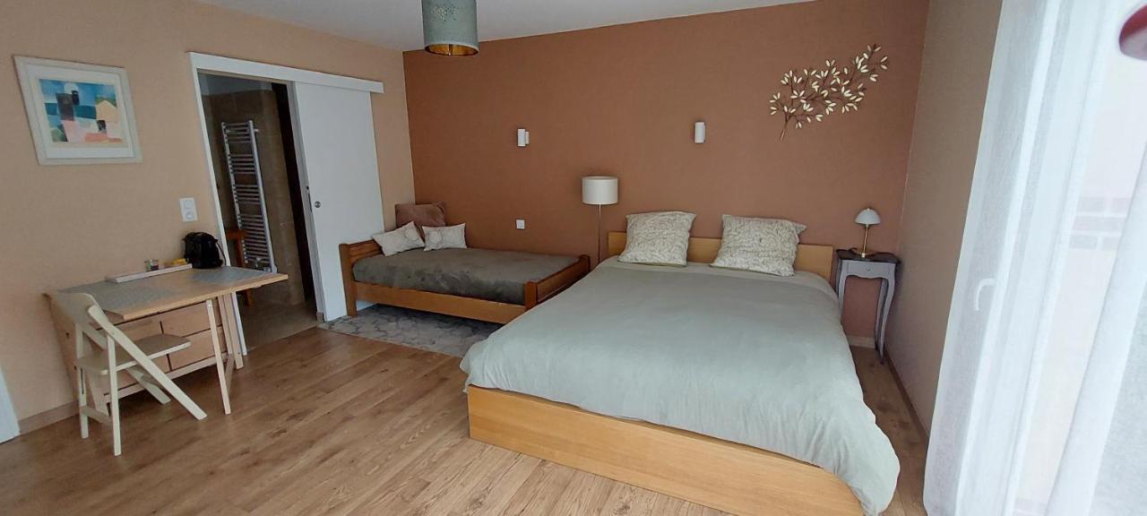 Les Trois Provinces Bed and Breakfast Couffy Exteriör bild